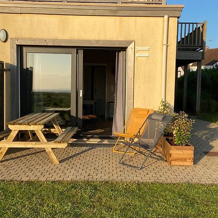 Brise De Mer Sur La Naturelle, Studio A Wimereux , Parking Exterior foto