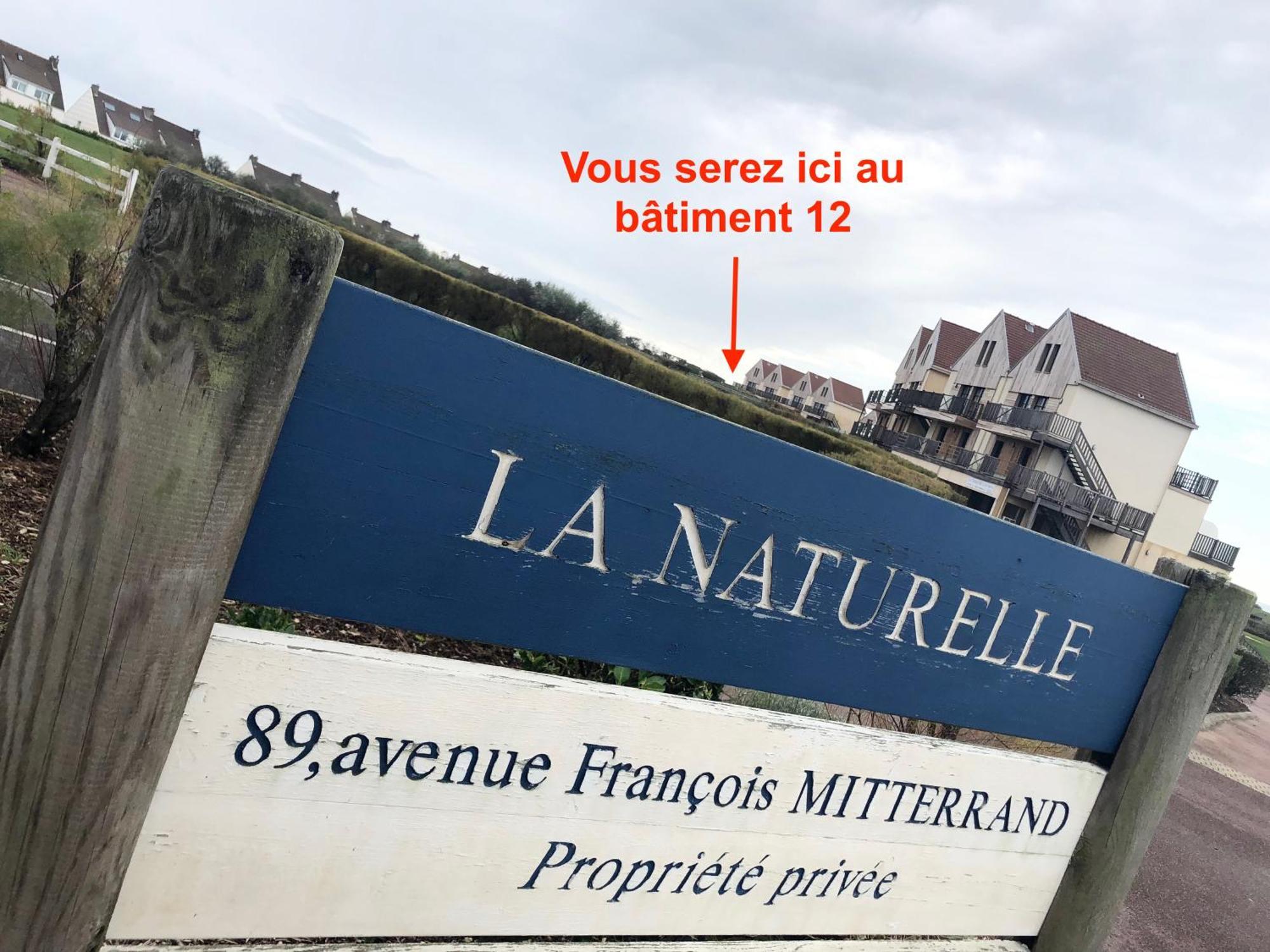 Brise De Mer Sur La Naturelle, Studio A Wimereux , Parking Exterior foto