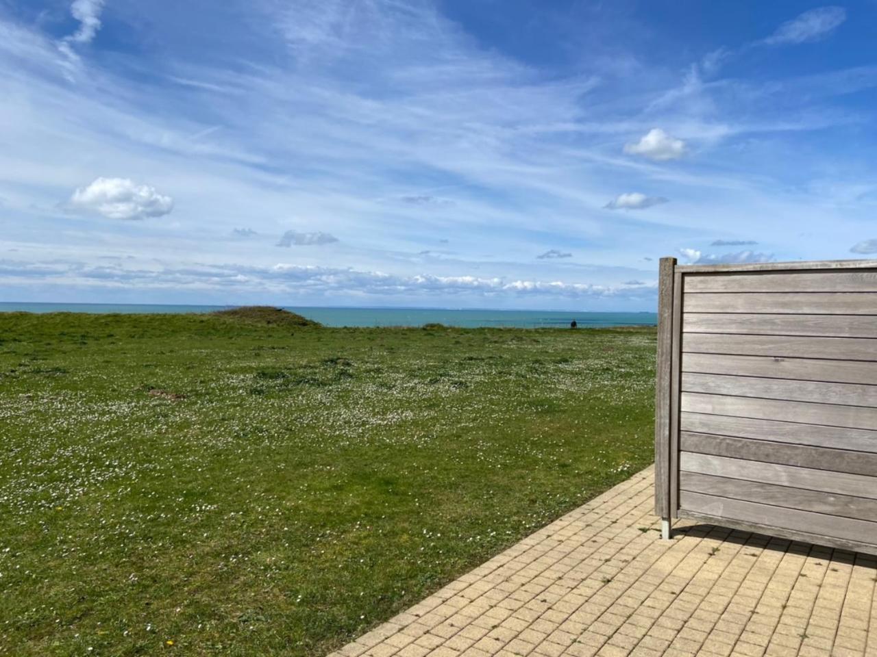 Brise De Mer Sur La Naturelle, Studio A Wimereux , Parking Exterior foto