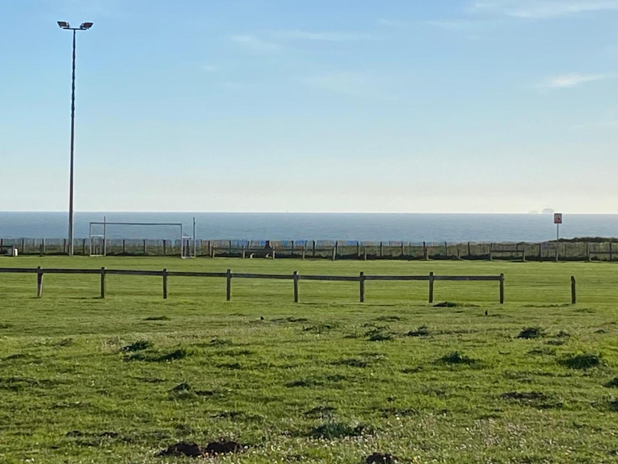 Brise De Mer Sur La Naturelle, Studio A Wimereux , Parking Exterior foto